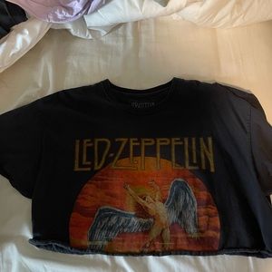 urban outfitters graphic t